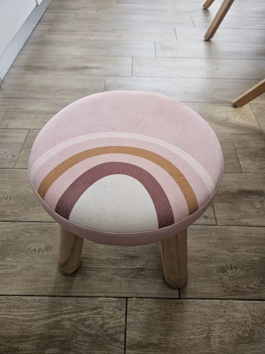 Детска табуретка