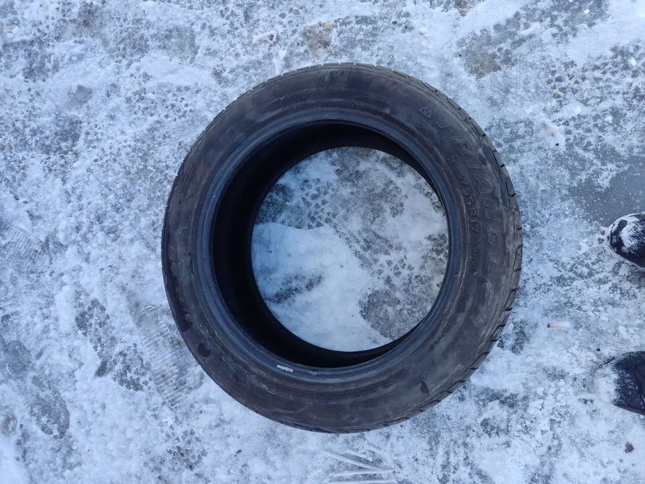 Продам шины. R17