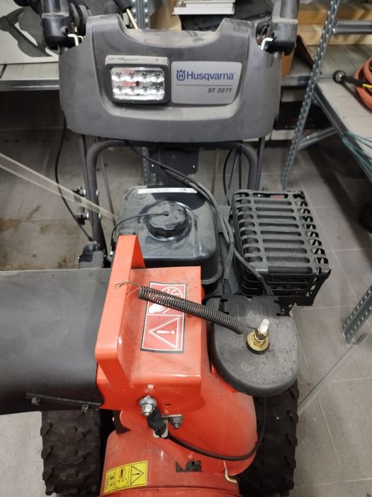 Снегорин Husqvarna