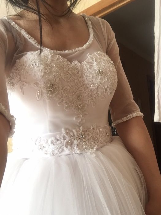 Свадебное платье