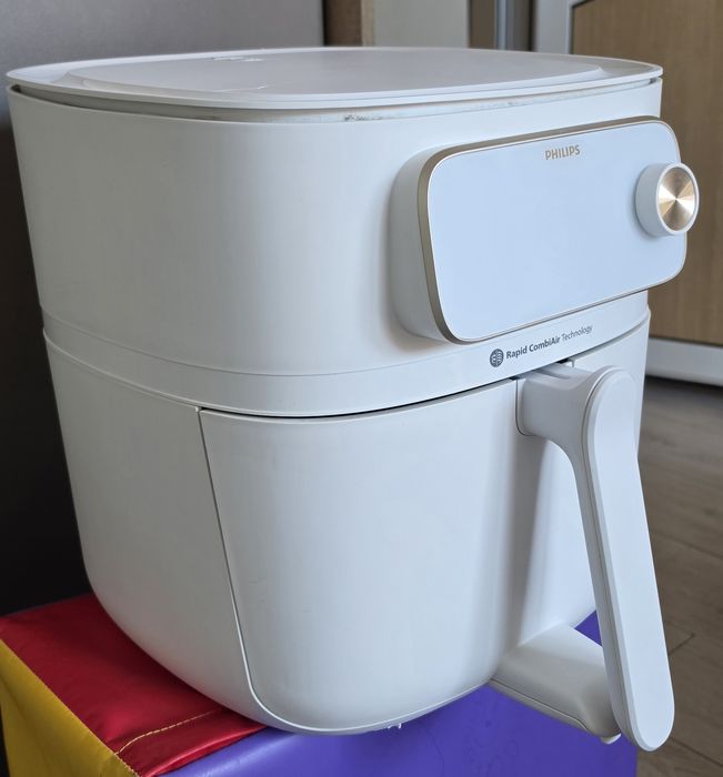 Еър фраер Philips HD 9876 2200w
