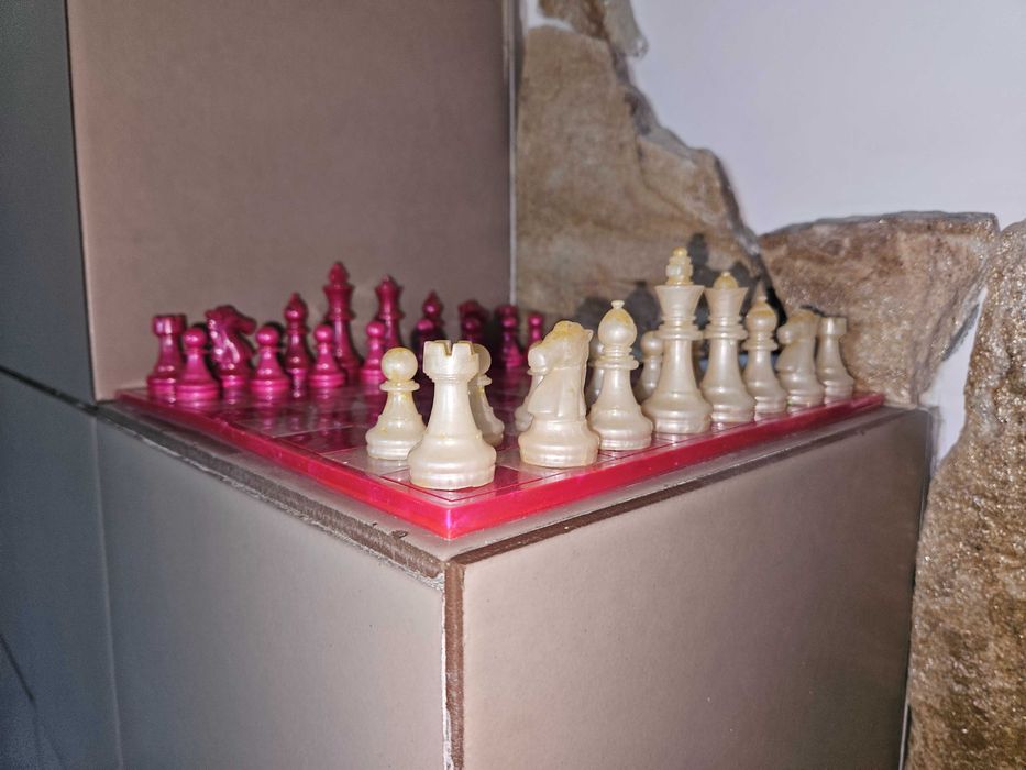 Шах от епоксидна смола