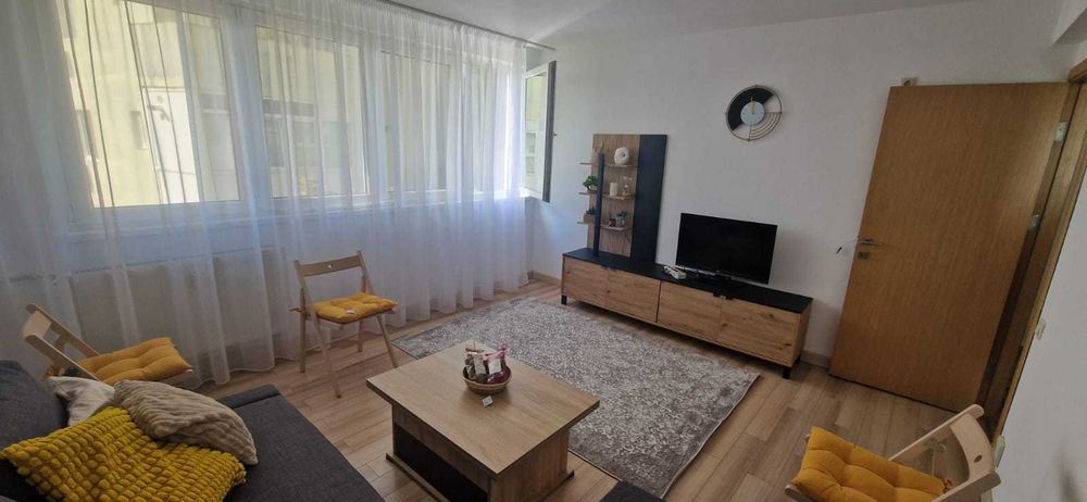 Apartament 3 camere de inchiriat in Bucuresti, zona Unirii