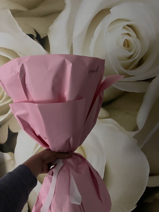 Цветы  сегодня купили срочна