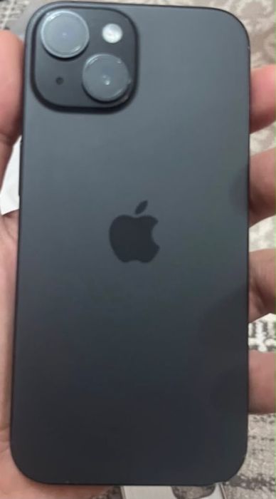 iPhone 15.