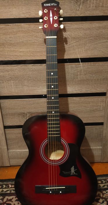 Продается гитара