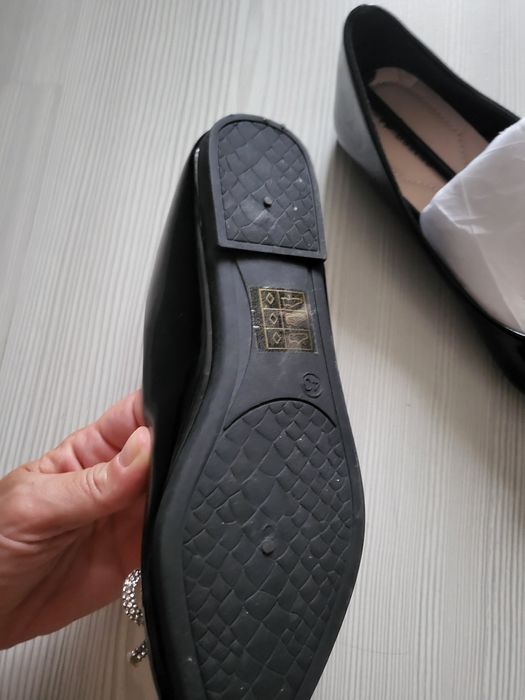 Различни обувки за ежедневие