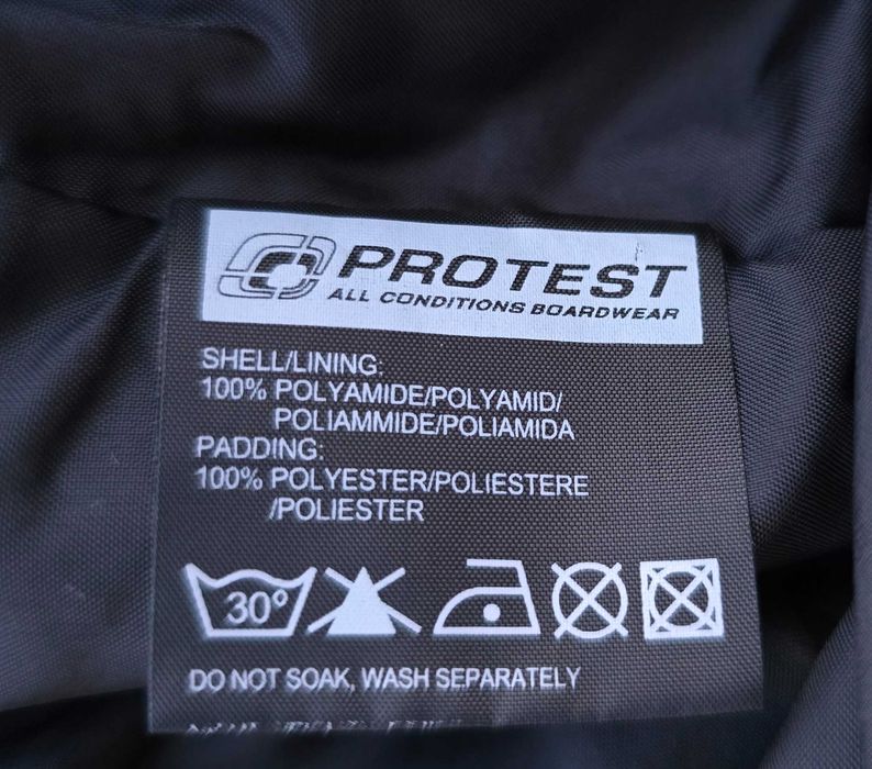 Дамски ски екип Gaastra и PROTEST 4000mm размер S-M