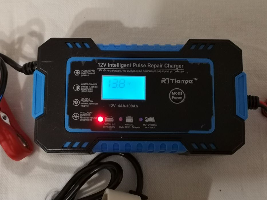 Интелигентно  зарядно за заакумулатор 12V 6A (автомобил кола)