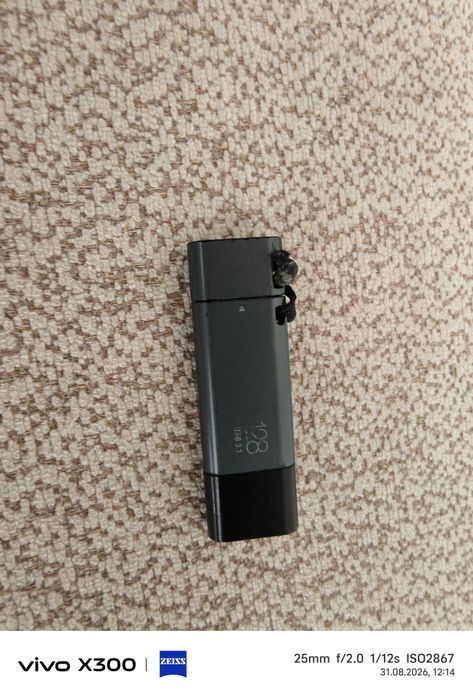 Флэшка на usb и на type C 2 штуки