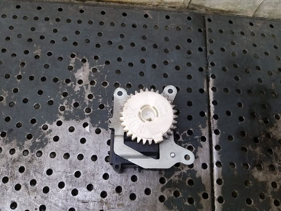 Motoras clapeta aeroterma toyota rav 4 3 a3 0638001100