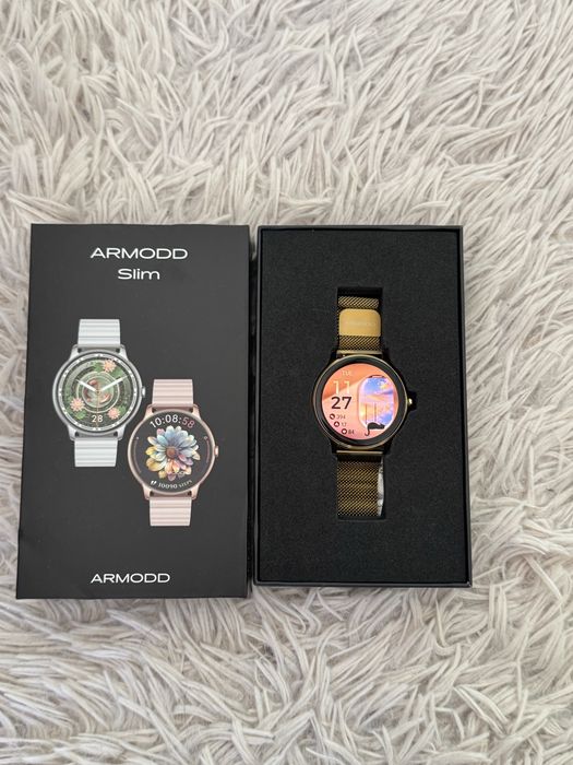 ARMODD Slim златна с метална каишка + силиконова каишка