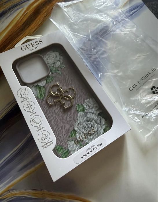Husa Iphone 16 pro max GUESS