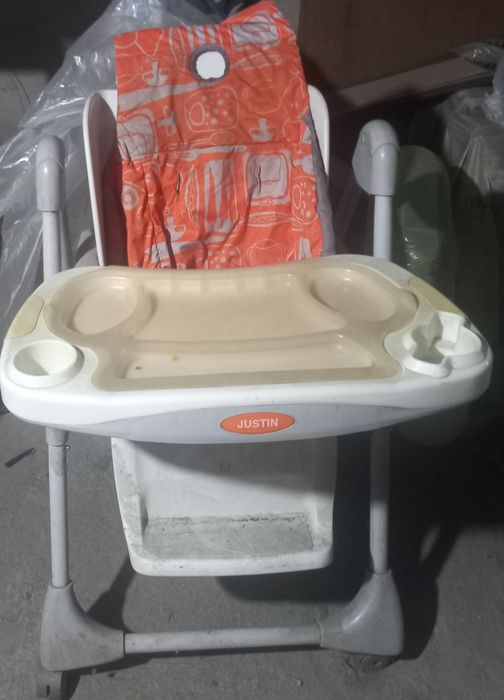 Детский стульчик для обеда