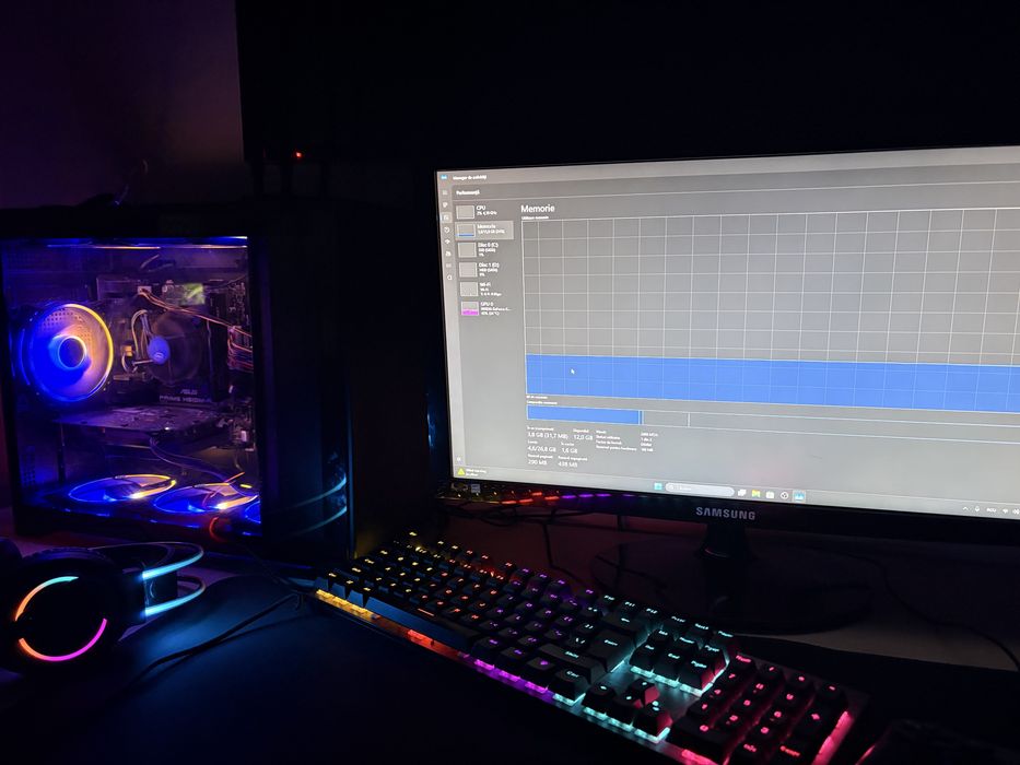 Vand Setup Gaming Complet- PC+MONITOR+PERIFERICE