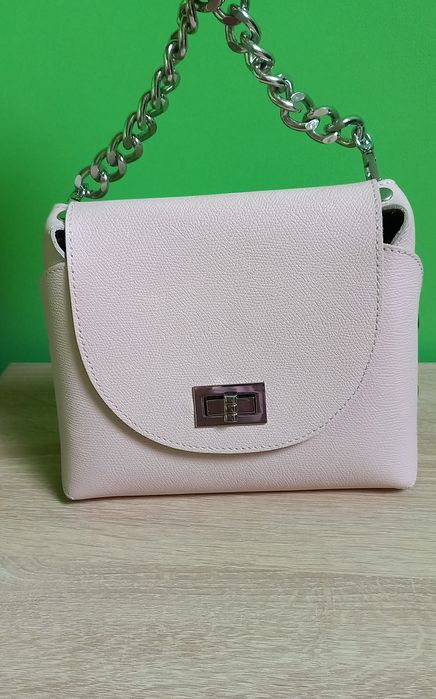 Дамска розова чанта