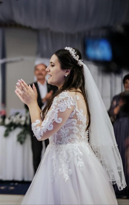 Vand rochie de mireasa