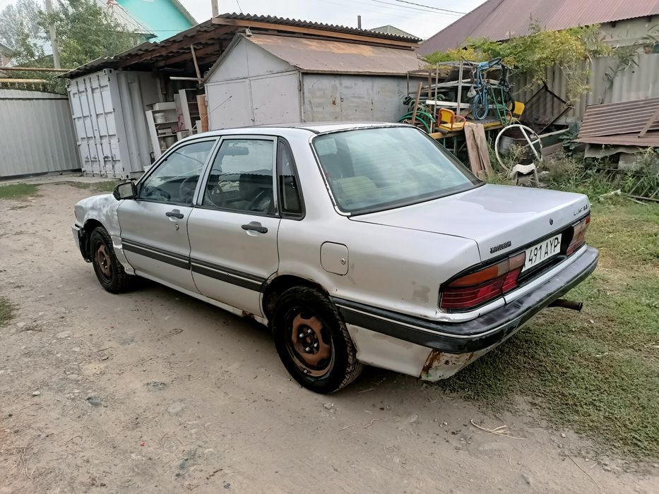 Продам Мицубиси галант