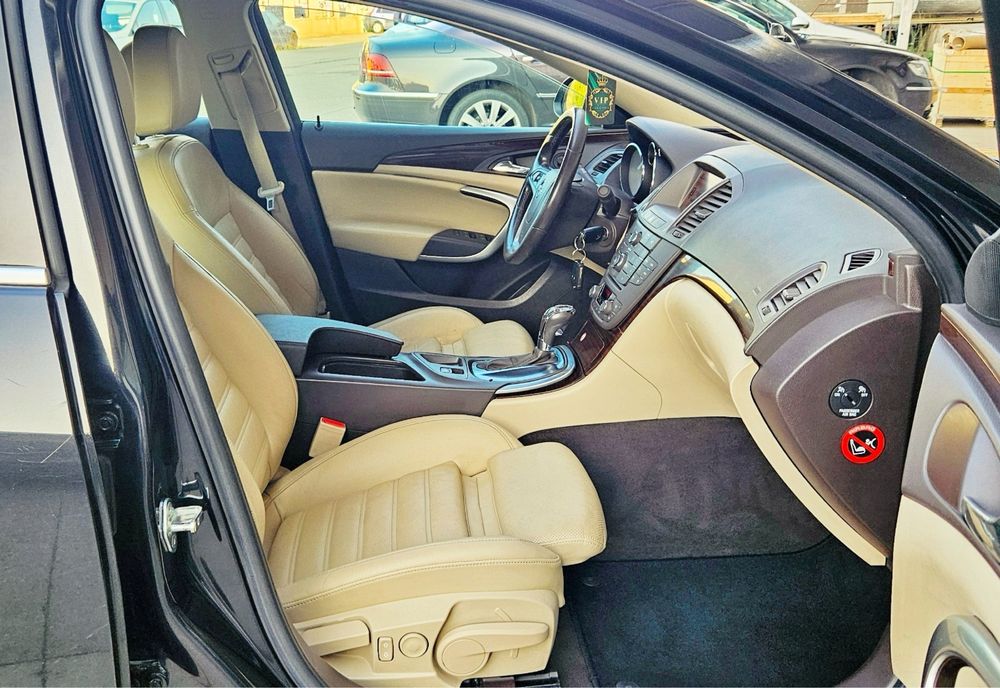 OPEL Insignia 2010
