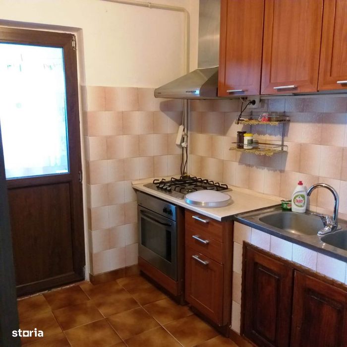 Apartament 2 camere, decomandat, foarte spaţios, mobilat, Unirii Nord