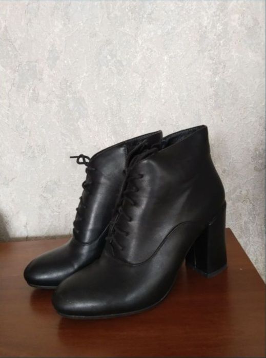 Продам женский сапожки