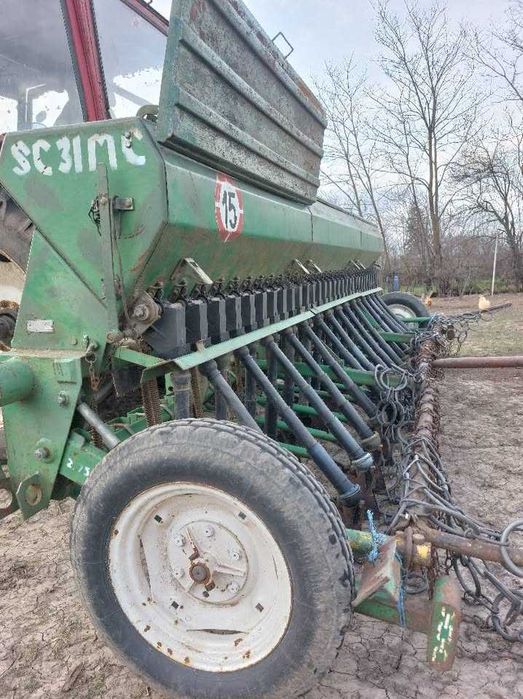 vand semanatoare paioase  SC31-negociabil