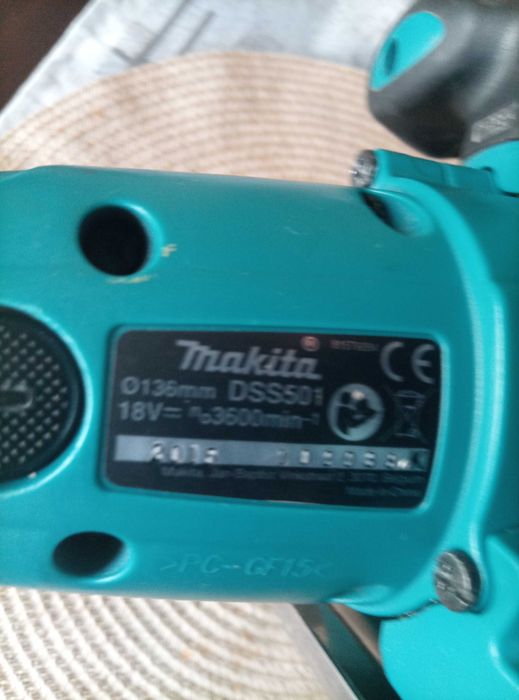 Акумулаторен циркуляр Makita dss501