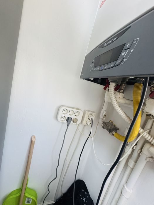 Apartament de vanzare .