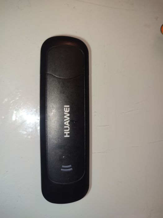 Două Modemuri usb 3G-4G