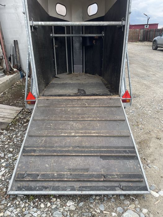 Vand remorca transport animale