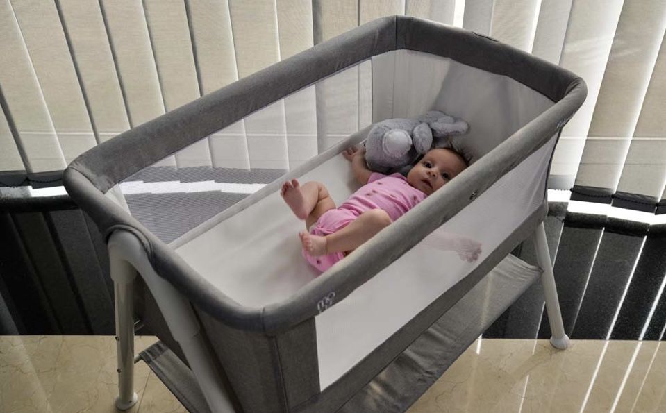 Бебешка кошара Мони