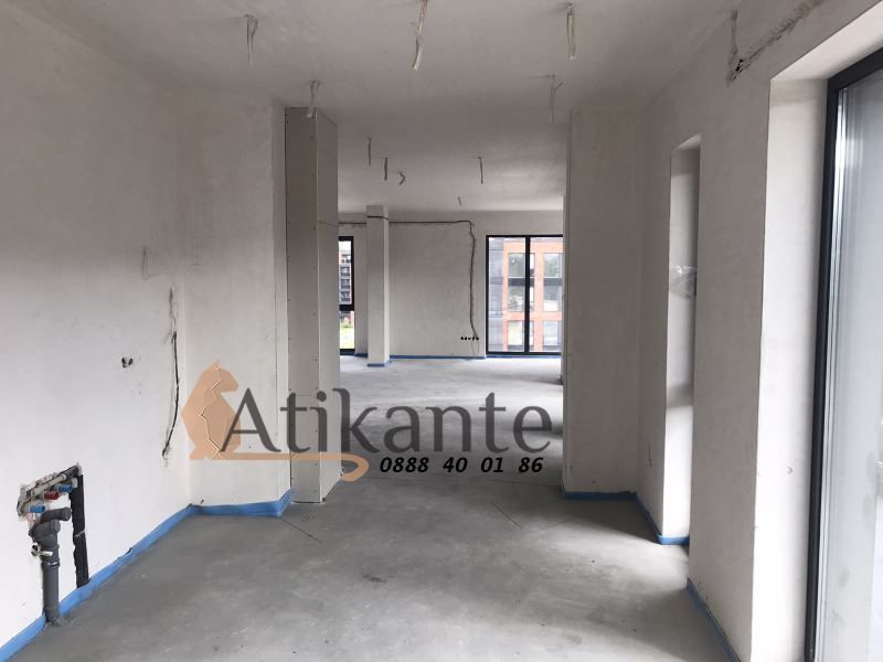 Продава се Многостаен апартамент в София, Витоша - 228 кв.м за 2303 €/кв.м - Снимка #2