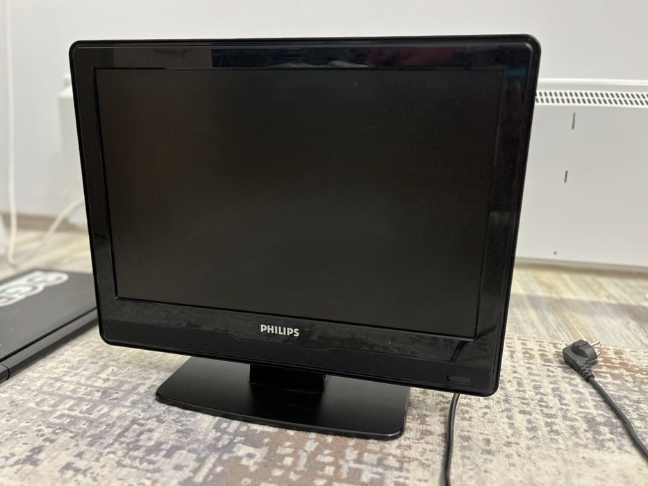 Продава се монитор