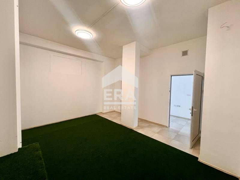 Дава се под наем Магазин в София, Манастирски ливади - 167 кв.м за 1196.97 € - Снимка #5