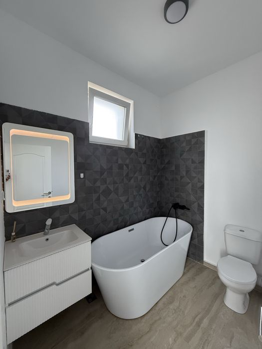 Inchiriez : Casa cuplata REVELION