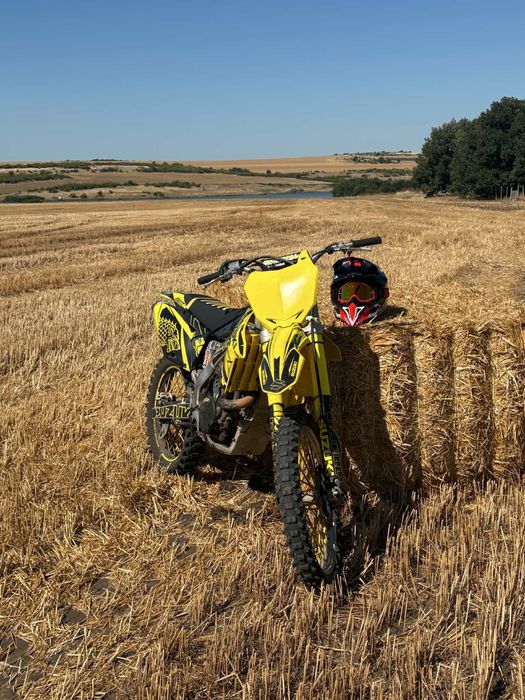 Продавам Suzuki RMZ 450