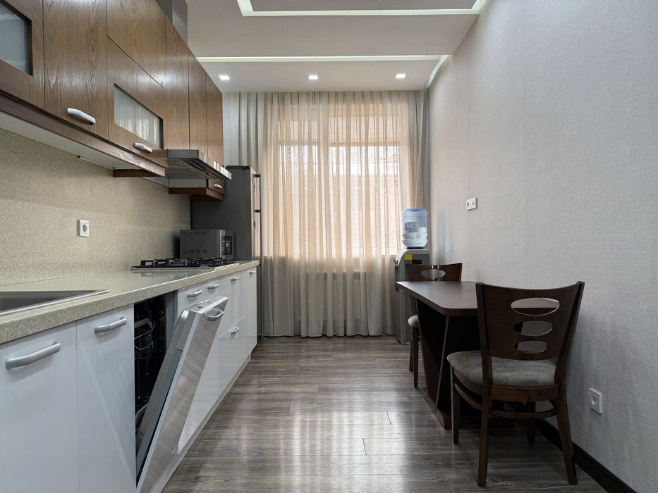 Сдам 3х ком / Ц-5 / / Лакост / Банк Ипак Йоли