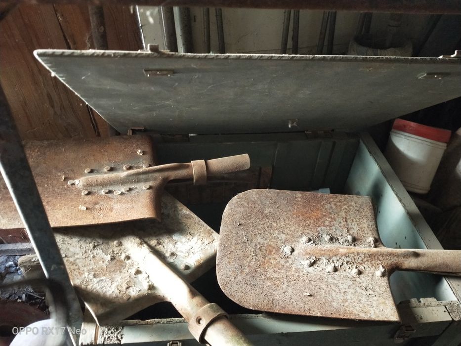 Армейские лопаты