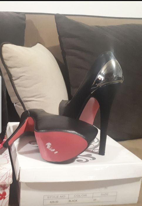 Нови обувки 37 номер