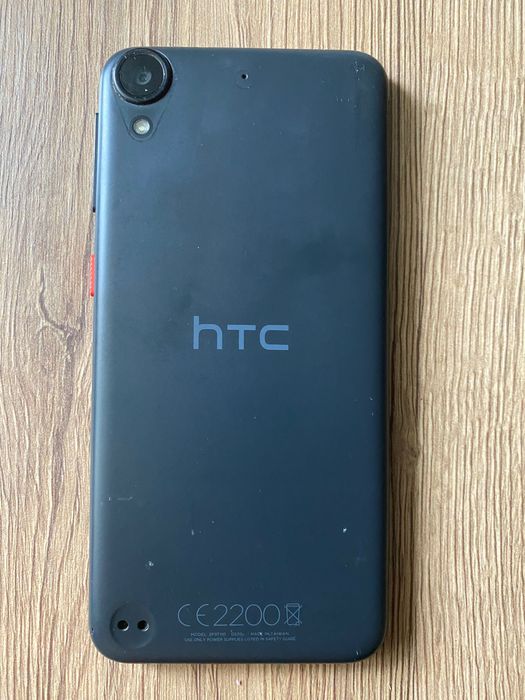 Продавам мобилен телефон HTC