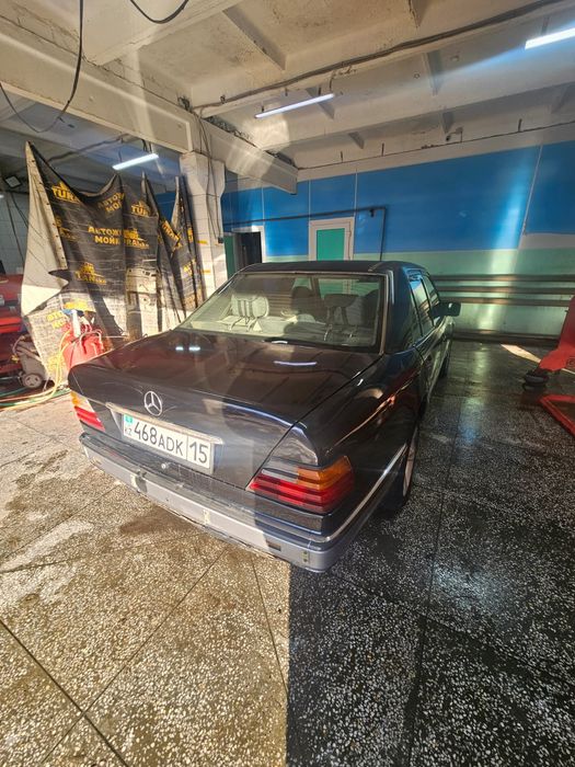 Мерседес 124, 2.2, в хорошем состоянии!