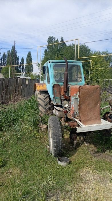 Трактор МТЗ 80 срочно продам
