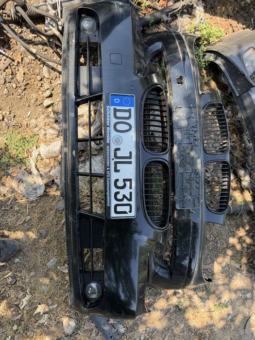 Бмв bmw e60 e61 предна броня черна