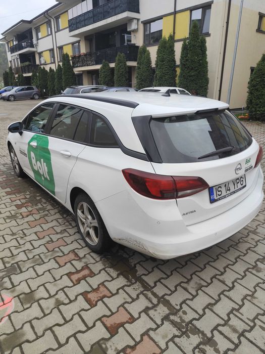 Vând Opel Astra sport Tourer 2017