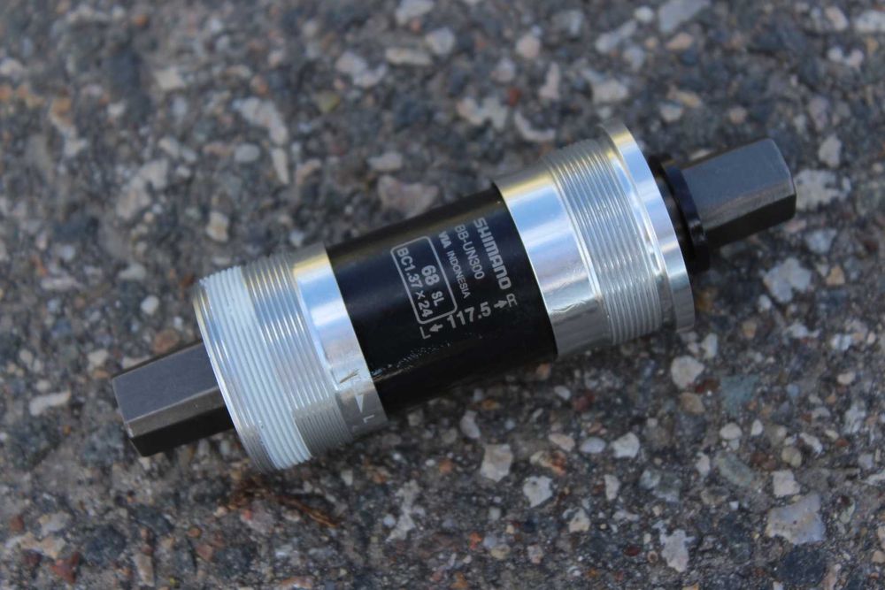 Shimano BB-UN300 rulment, ax patrat 107-127.5mm lungime diferite