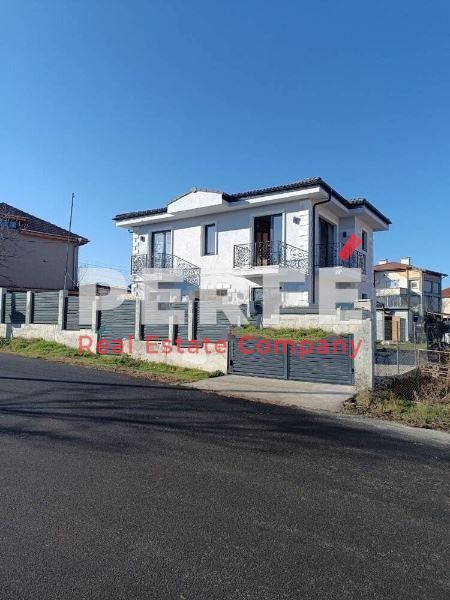 Продава се Къща в с. Маринка, Област Бургас - 165 кв.м за 1455 €/кв.м - Снимка #1