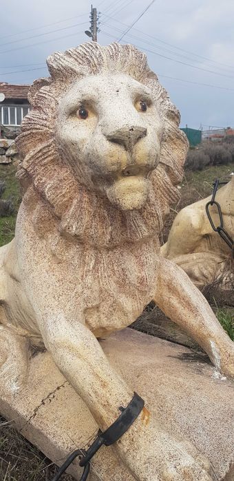 Статоя лъв гипсов