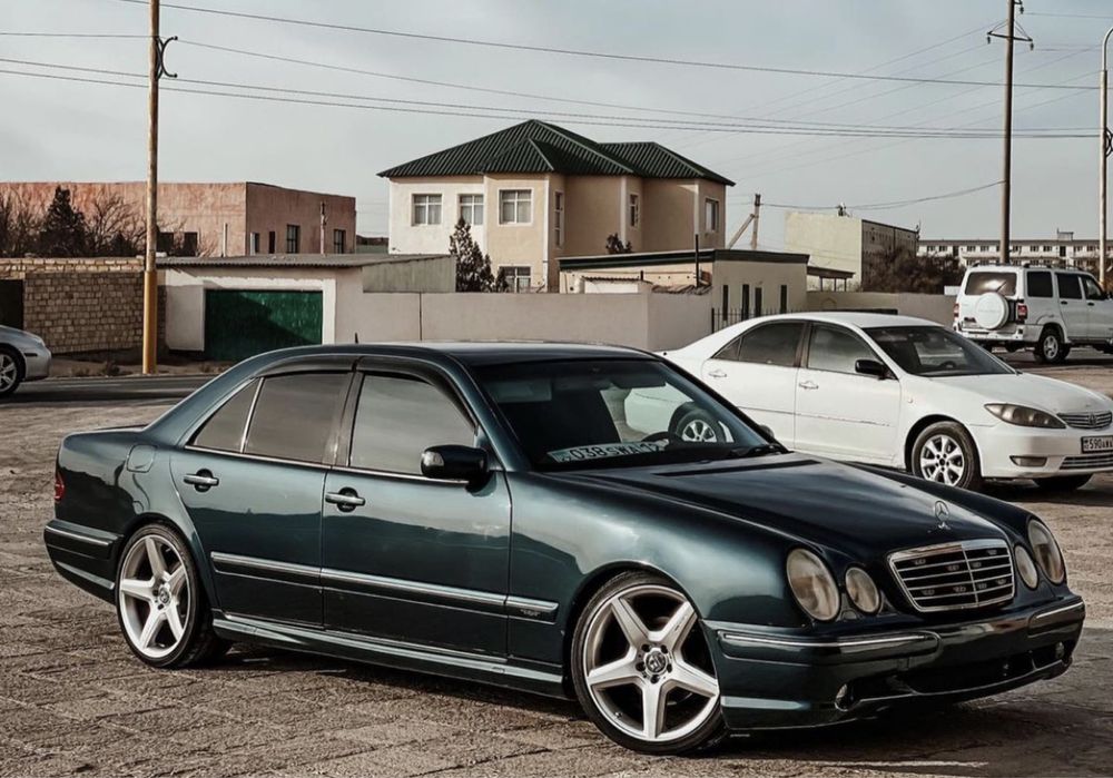 Бампер на мерседес 210 рестайлинг е55 amg