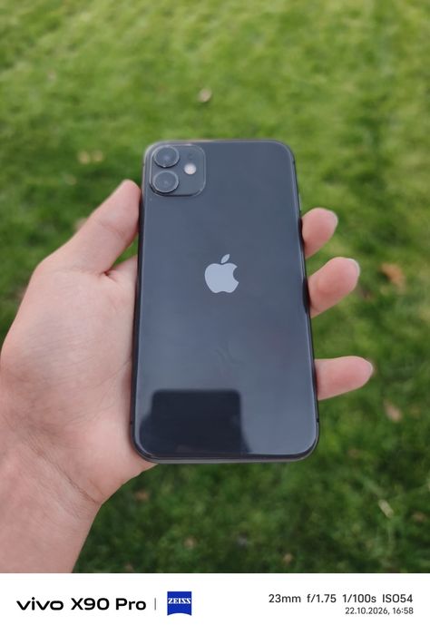 Iphone 11  идеал