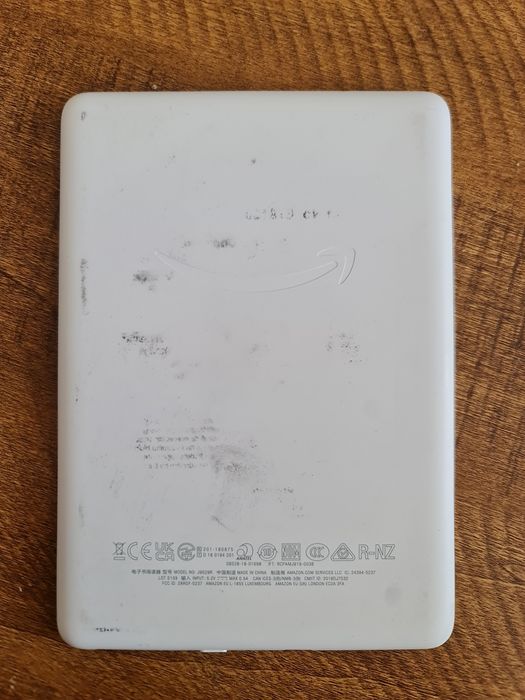 eBook Reader Amazon Kindle 10th Generation - 375 Lei